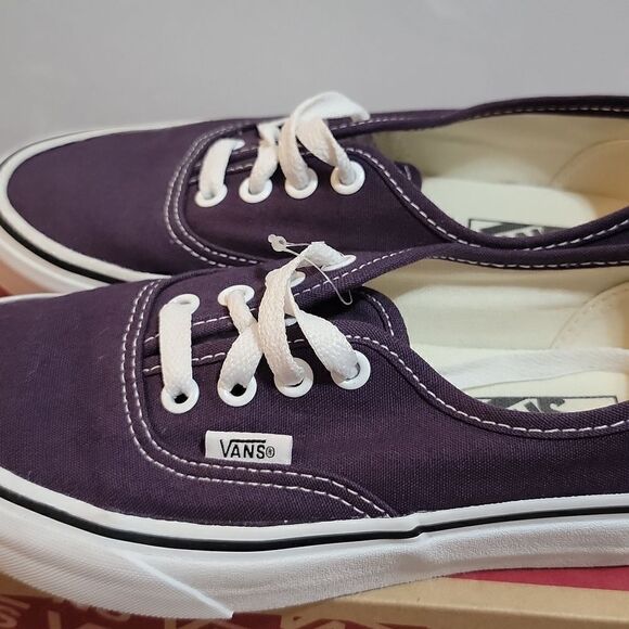 Vans Unisex Authentic Low-Top Purple Sneakers Size Women's 5.5 Men's 4 - Picture 3 of 10